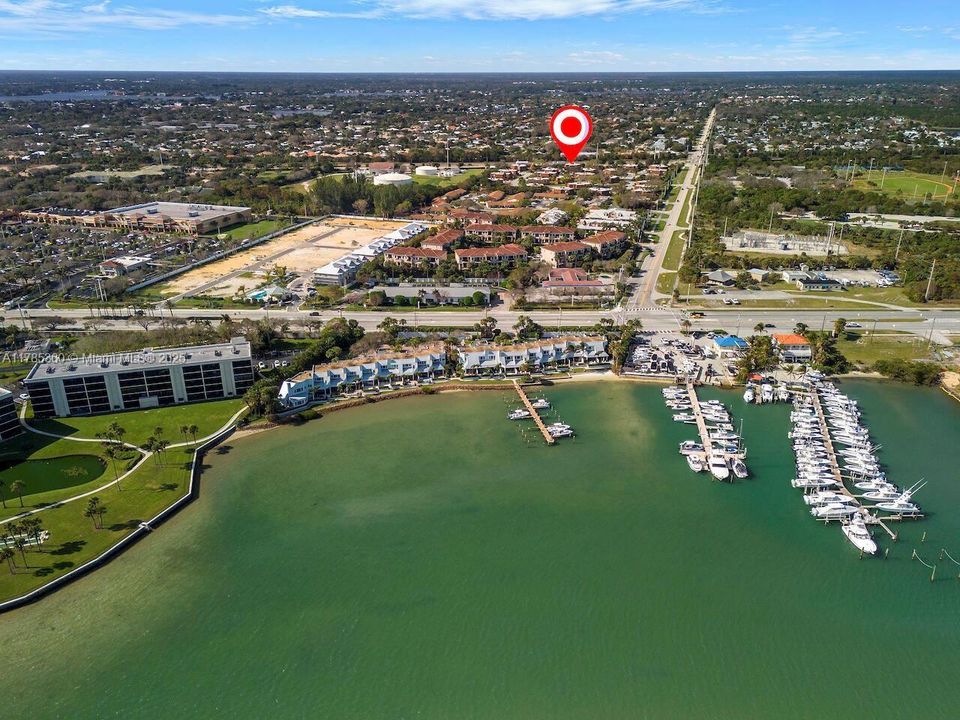 Recently Sold: $374,900 (2 beds, 2 baths, 1325 Square Feet)