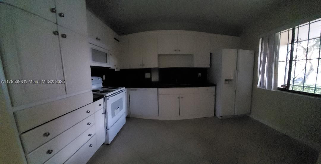 待售: $334,000 (2 贝兹, 2 浴室, 1256 平方英尺)