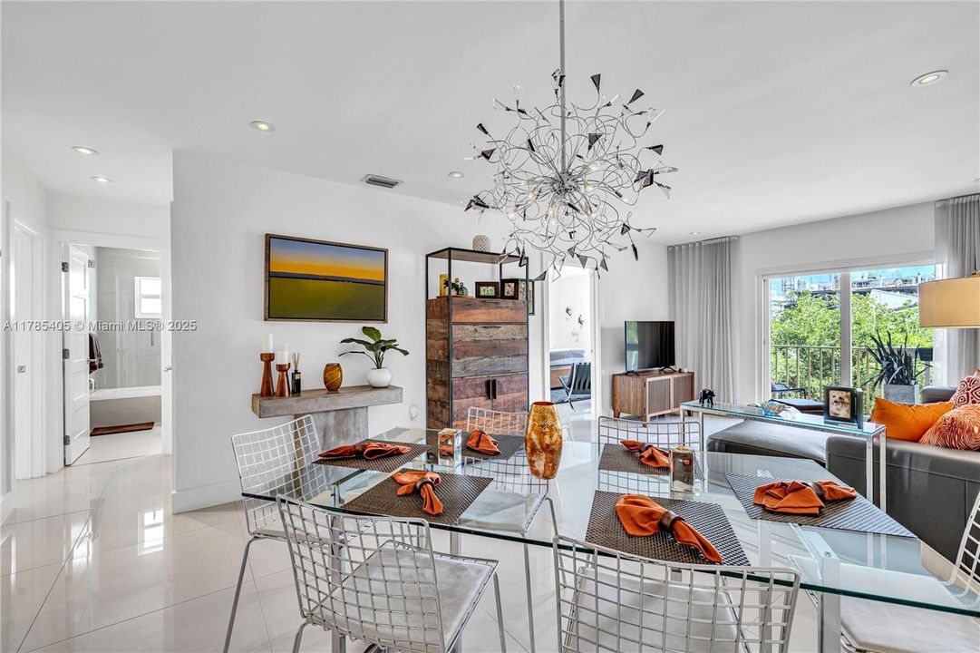 На продажу: $515,000 (2 спален, 2 ванн, 1053 Квадратных фут)