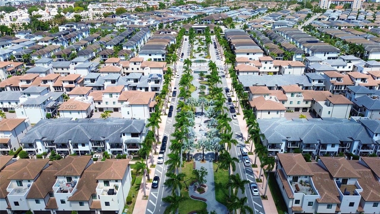 Недавно продано: $499,000 (2 спален, 2 ванн, 1129 Квадратных фут)