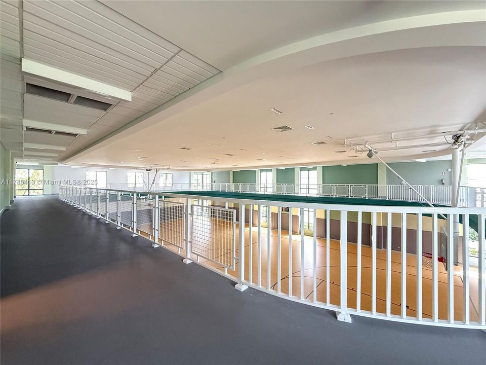 Недавно продано: $499,000 (2 спален, 2 ванн, 1129 Квадратных фут)