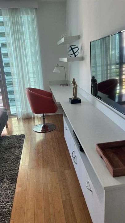 Vendido Recientemente: $390,000 (0 camas, 1 baños, 507 Pies cuadrados)