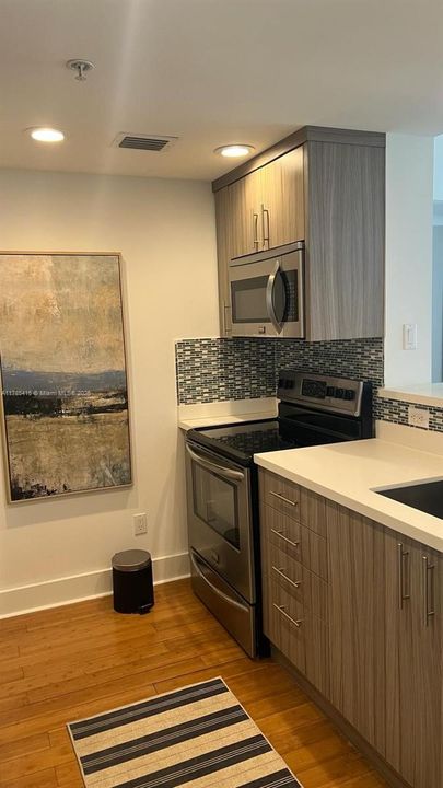 Vendido Recientemente: $390,000 (0 camas, 1 baños, 507 Pies cuadrados)