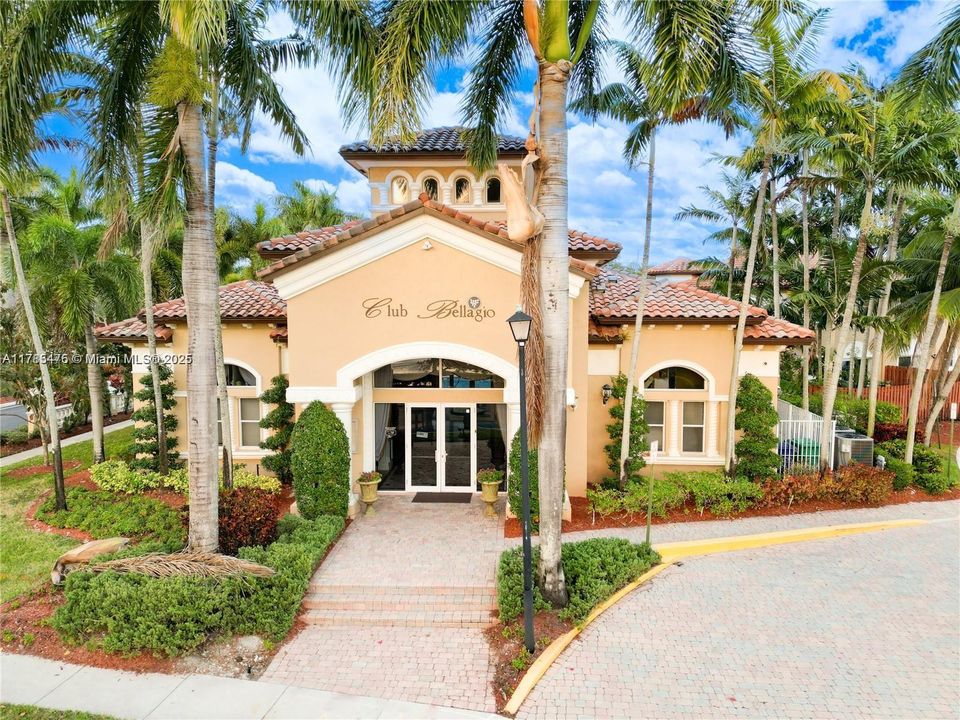 Recently Sold: $615,000 (4 beds, 3 baths, 1960 Square Feet)