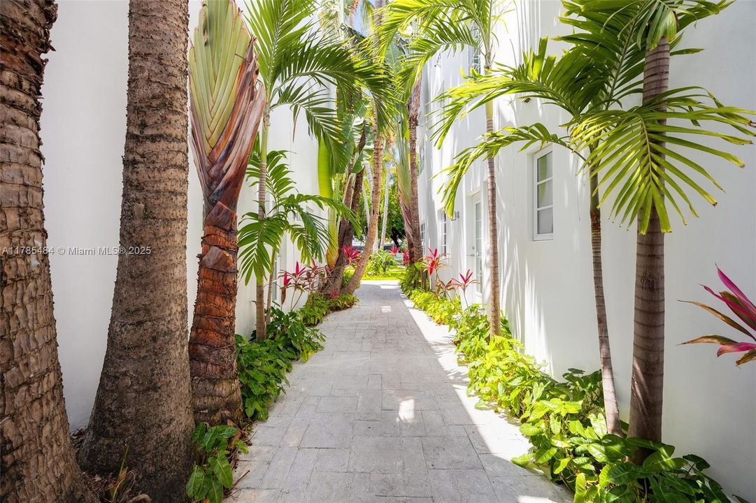 Vendido Recientemente: $370,000 (1 camas, 1 baños, 729 Pies cuadrados)