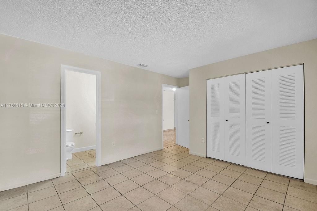 Recientemente alquilado: $2,800 (3 camas, 2 baños, 1120 Pies cuadrados)