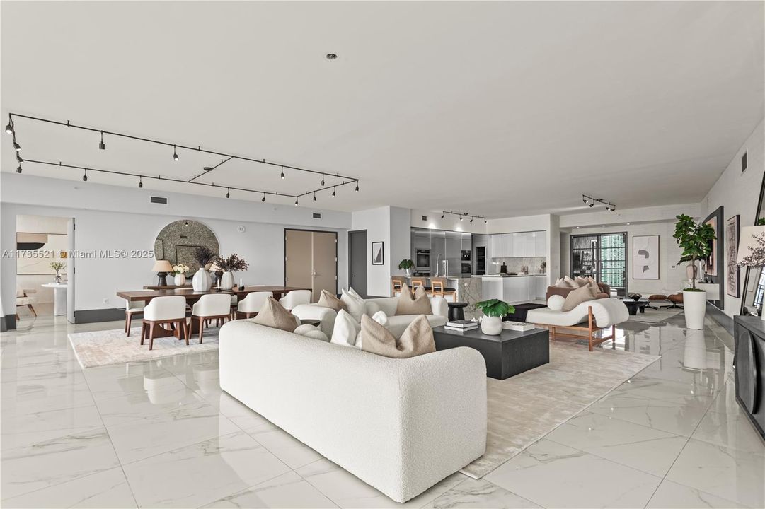 Recently Sold: $4,479,000 (4 beds, 5 baths, 4119 Square Feet)
