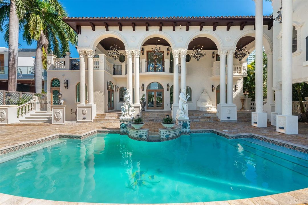 For Sale: $11,495,000 (9 beds, 8 baths, 0 Square Feet)