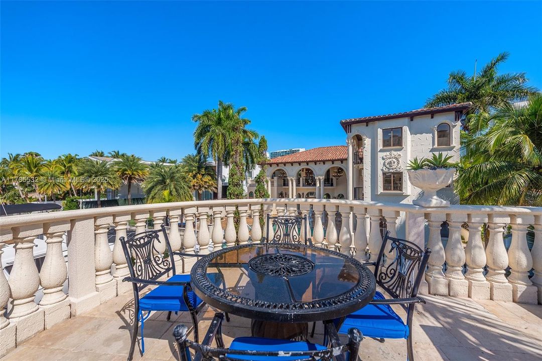 For Sale: $11,495,000 (9 beds, 8 baths, 0 Square Feet)