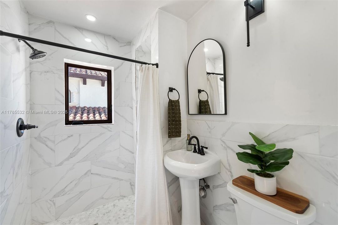 For Sale: $11,495,000 (9 beds, 8 baths, 0 Square Feet)