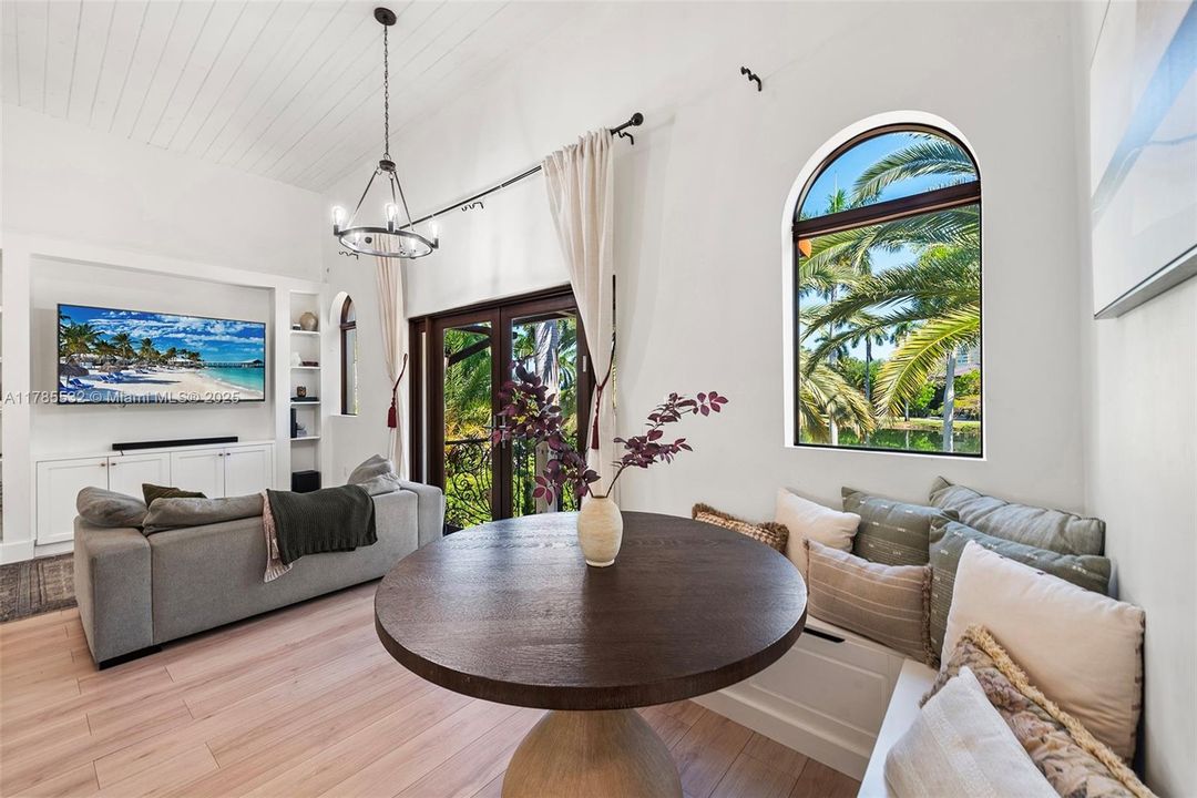 For Sale: $11,495,000 (9 beds, 8 baths, 0 Square Feet)