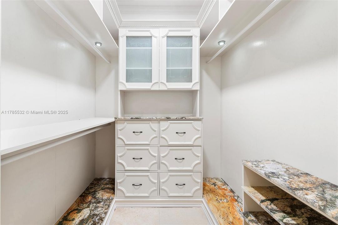 For Sale: $11,495,000 (9 beds, 8 baths, 0 Square Feet)