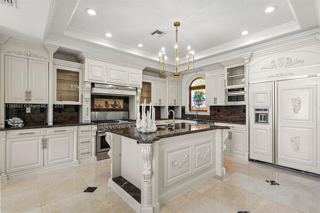 For Sale: $11,495,000 (9 beds, 8 baths, 0 Square Feet)