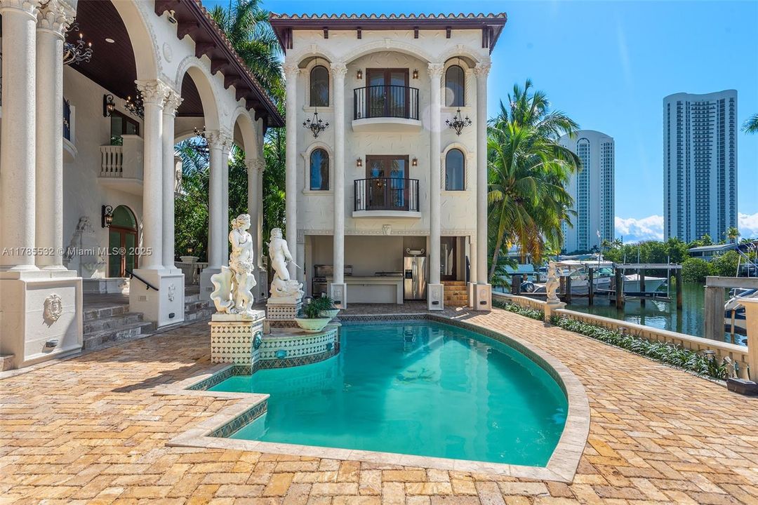 For Sale: $11,495,000 (9 beds, 8 baths, 0 Square Feet)