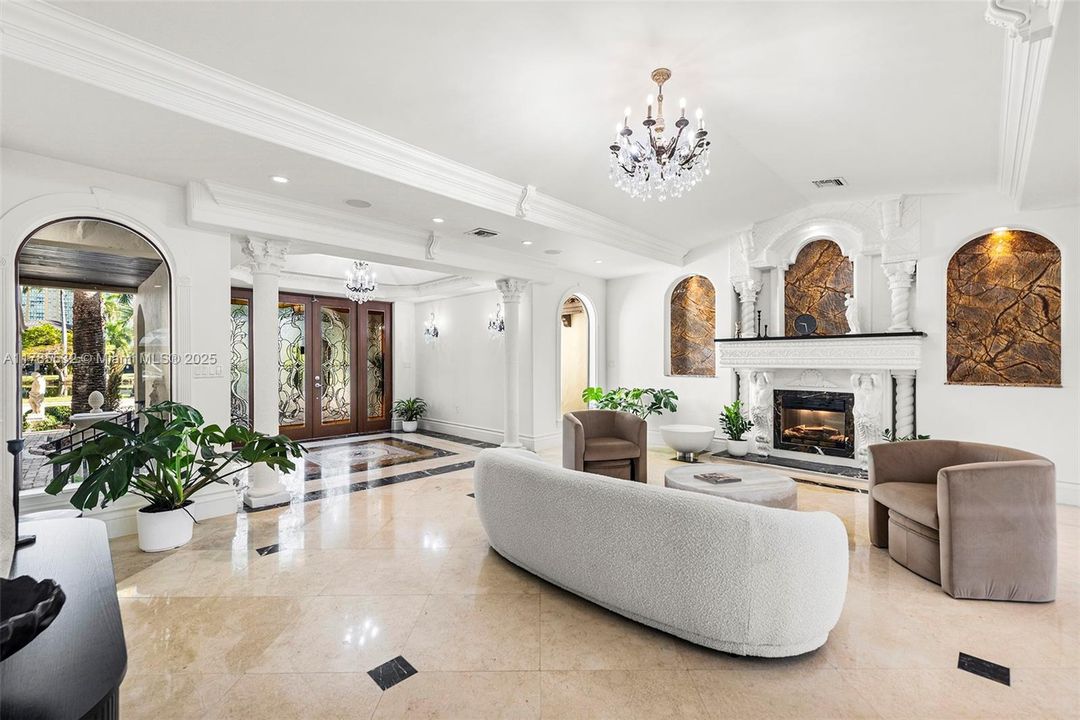 For Sale: $11,495,000 (9 beds, 8 baths, 0 Square Feet)