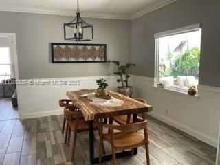 Activo con contrato: $6,500 (4 camas, 2 baños, 1818 Pies cuadrados)