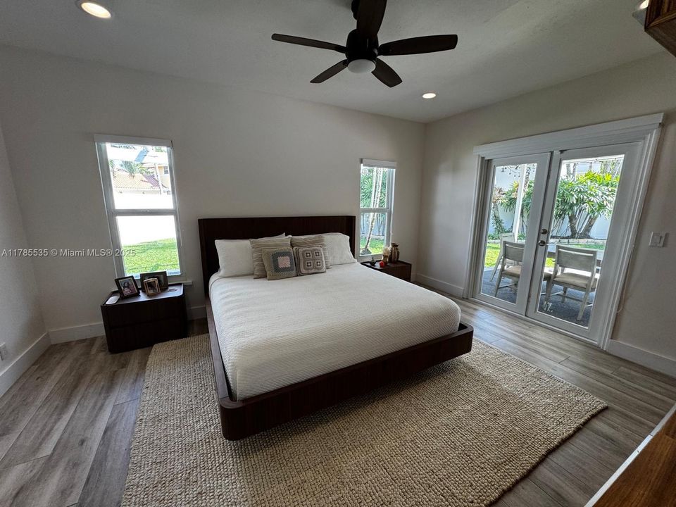 Activo con contrato: $6,500 (4 camas, 2 baños, 1818 Pies cuadrados)