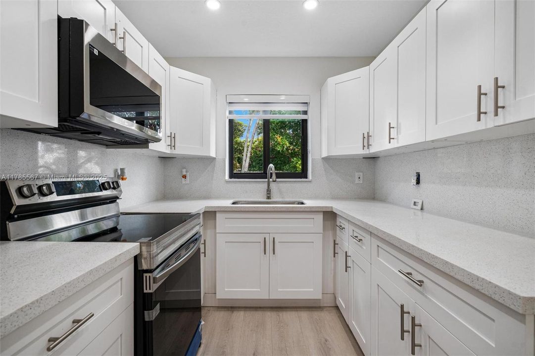 Vendido Recientemente: $499,000 (2 camas, 2 baños, 1166 Pies cuadrados)