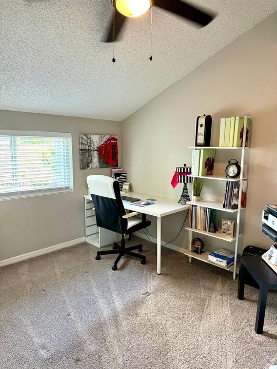 最近租的: $3,065 (3 贝兹, 2 浴室, 1636 平方英尺)