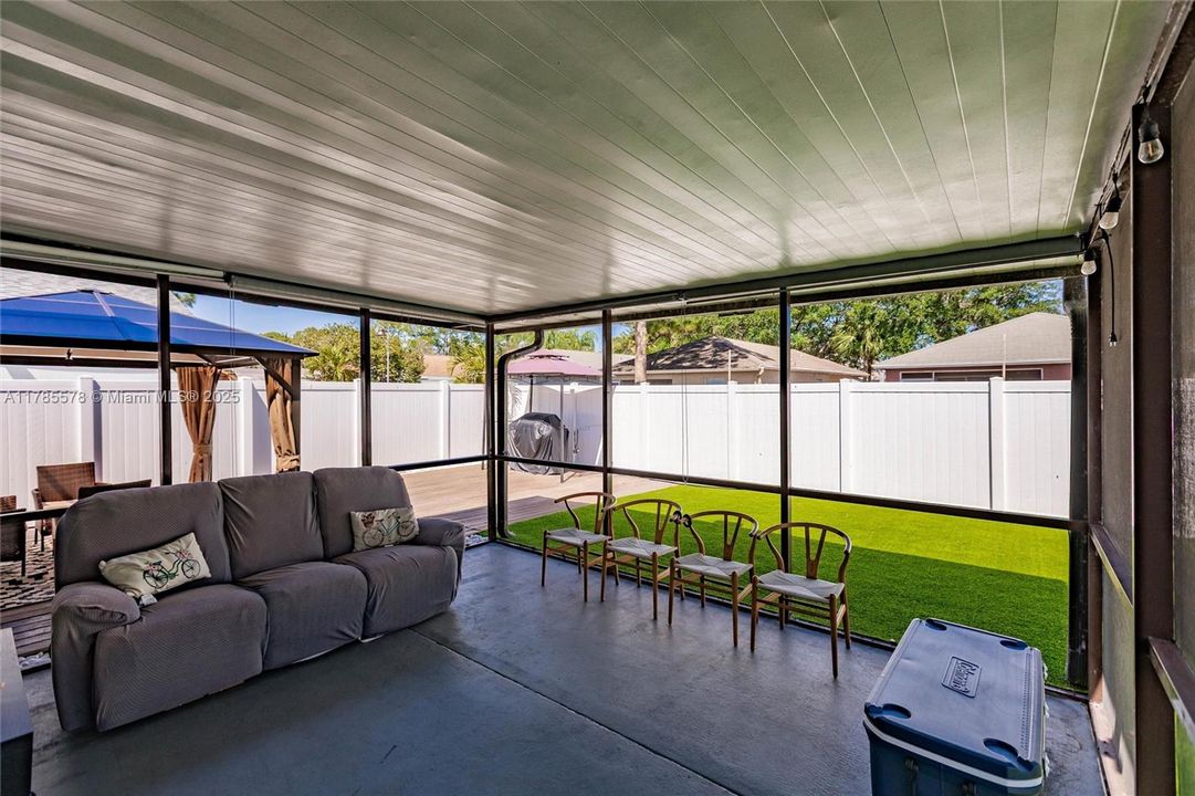 最近租的: $3,065 (3 贝兹, 2 浴室, 1636 平方英尺)