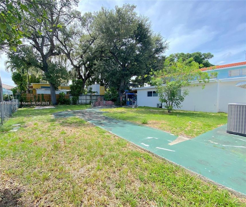 Недавно продано: $850,000 (0 спален, 0 ванн, 2346 Квадратных фут)