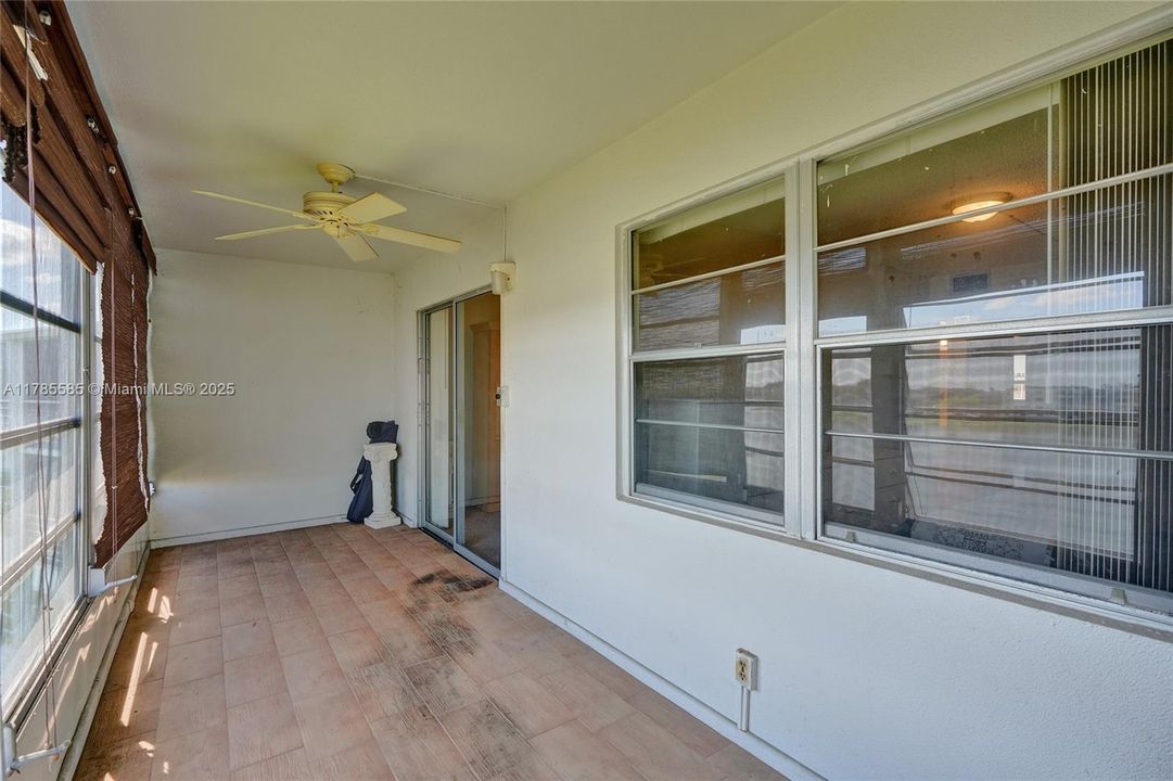 Vendido Recientemente: $85,000 (2 camas, 1 baños, 861 Pies cuadrados)