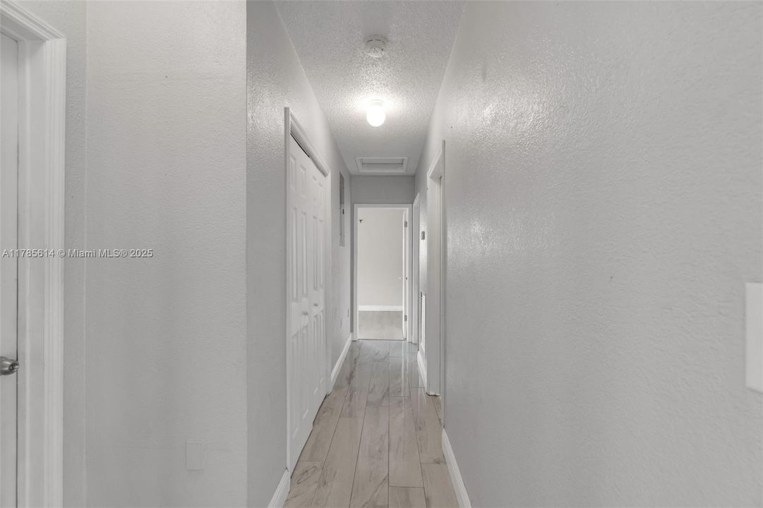 Recently Sold: $539,000 (3 beds, 2 baths, 1335 Square Feet)