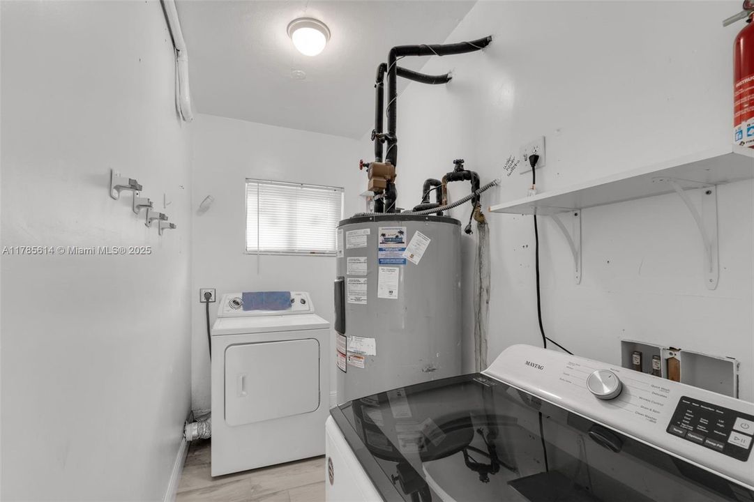 Recently Sold: $539,000 (3 beds, 2 baths, 1335 Square Feet)