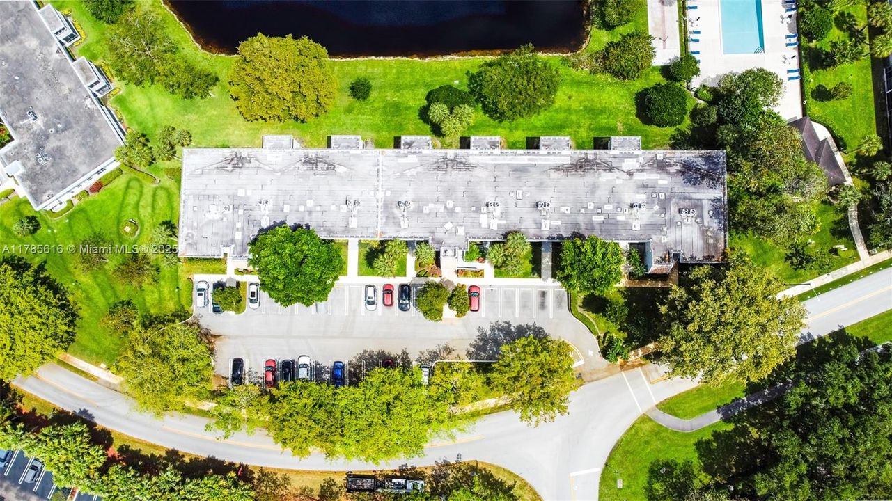 На продажу: $317,500 (3 спален, 3 ванн, 1620 Квадратных фут)