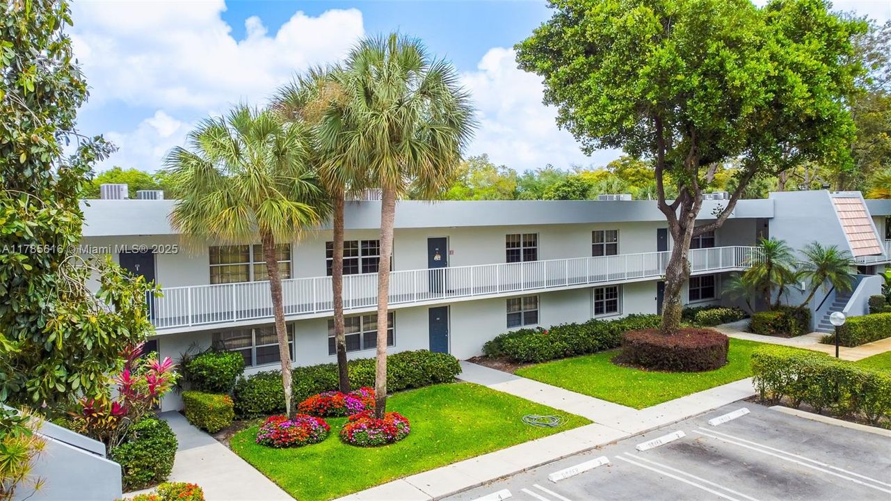 На продажу: $317,500 (3 спален, 3 ванн, 1620 Квадратных фут)