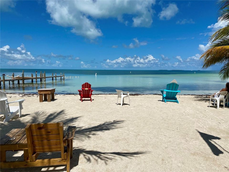 Recently Sold: $2,100,000 (3 beds, 2 baths, 1263 Square Feet)