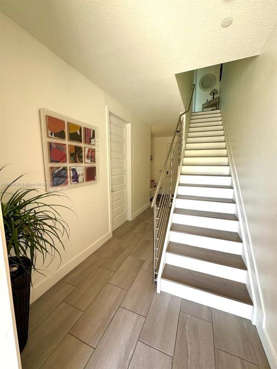 Recently Rented: $4,350 (3 beds, 3 baths, 2701 Square Feet)