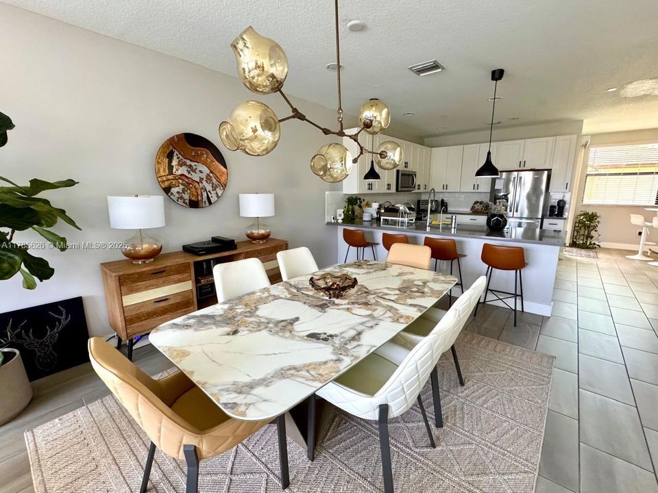 Recently Rented: $4,350 (3 beds, 3 baths, 2701 Square Feet)