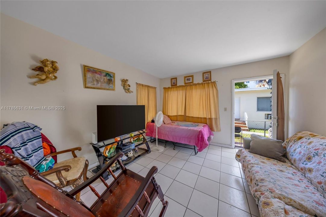 Vendido Recientemente: $4,950,000 (0 camas, 0 baños, 0 Pies cuadrados)