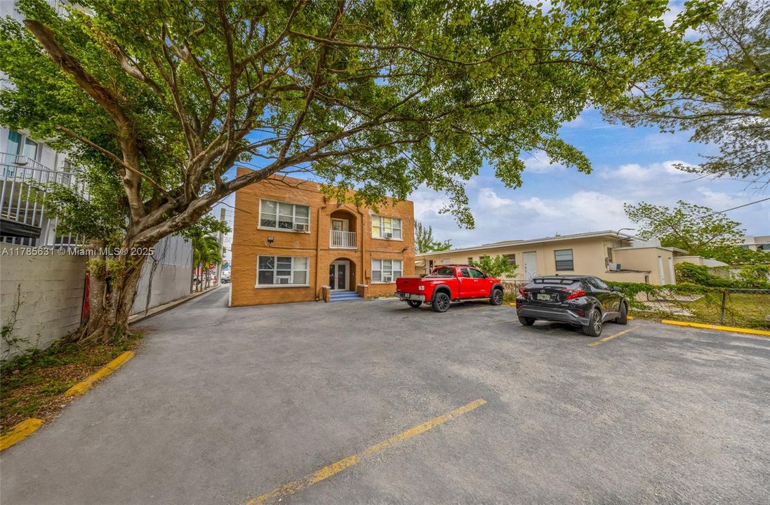 Vendido Recientemente: $4,950,000 (0 camas, 0 baños, 0 Pies cuadrados)