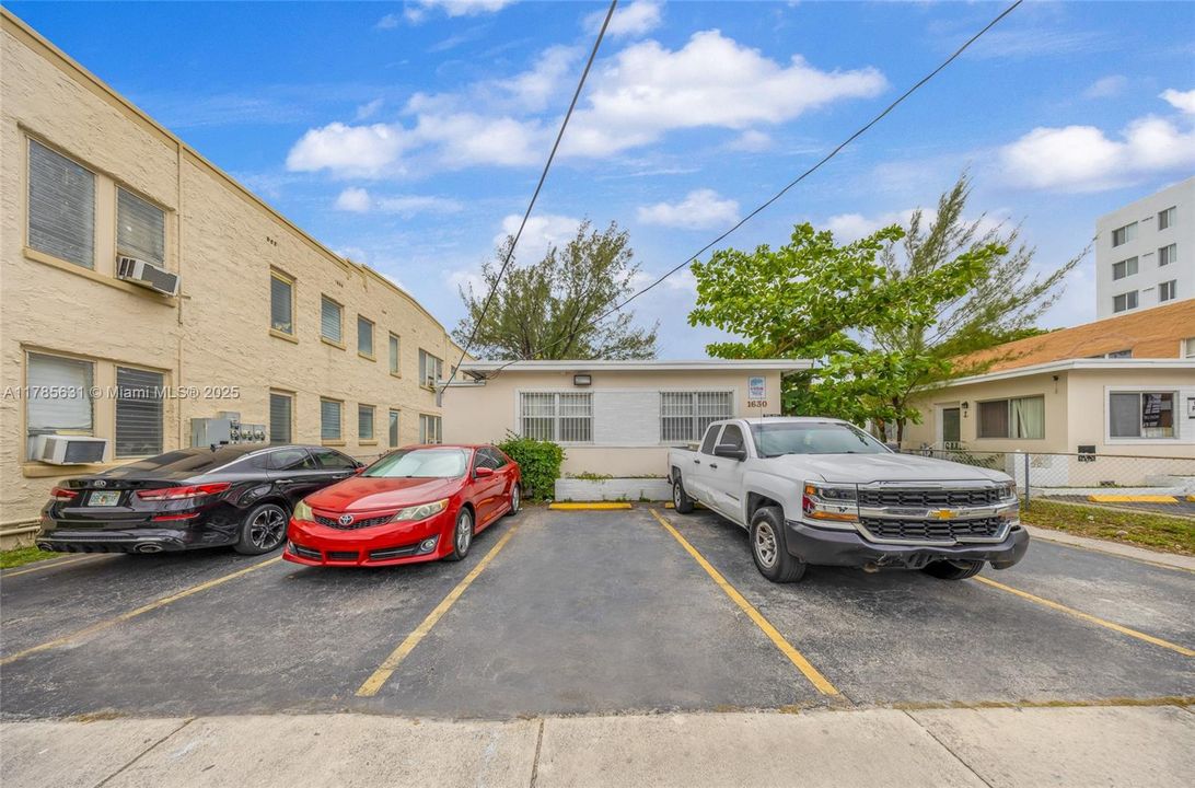 Vendido Recientemente: $4,950,000 (0 camas, 0 baños, 0 Pies cuadrados)