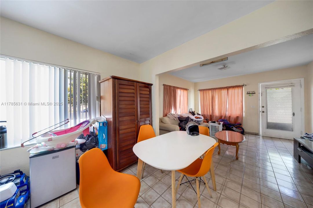 Vendido Recientemente: $4,950,000 (0 camas, 0 baños, 0 Pies cuadrados)