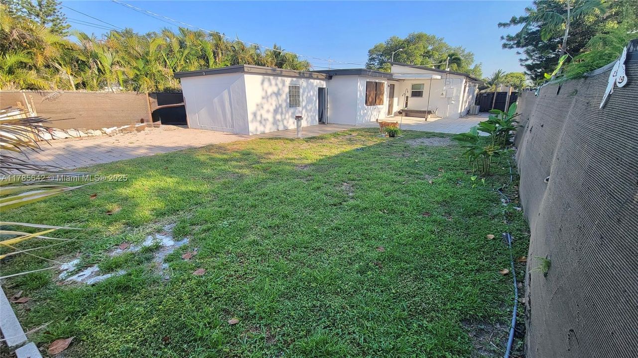 Vendido Recientemente: $390,000 (2 camas, 1 baños, 1129 Pies cuadrados)