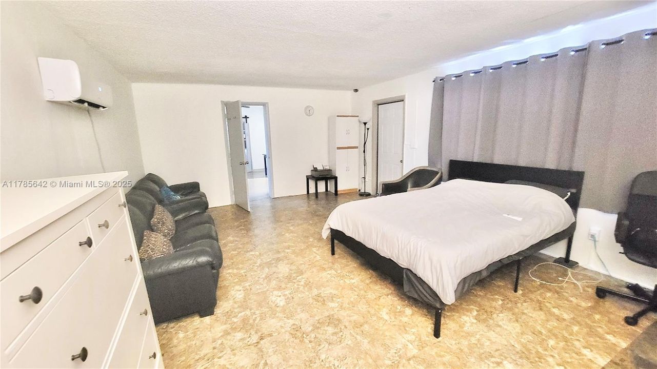 Vendido Recientemente: $390,000 (2 camas, 1 baños, 1129 Pies cuadrados)