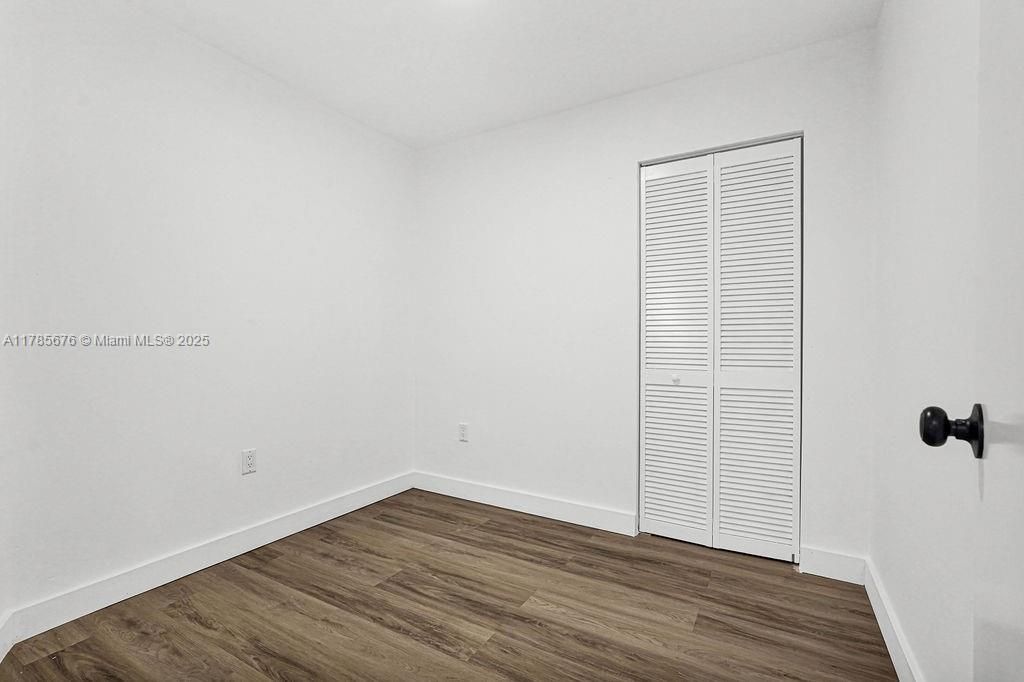 Recientemente alquilado: $3,900 (4 camas, 2 baños, 1710 Pies cuadrados)