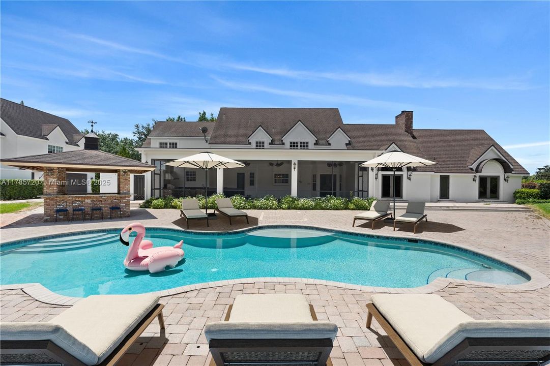 For Sale: $5,800,000 (5 beds, 5 baths, 5424 Square Feet)