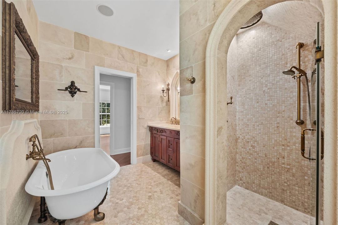 For Sale: $5,800,000 (5 beds, 5 baths, 5424 Square Feet)