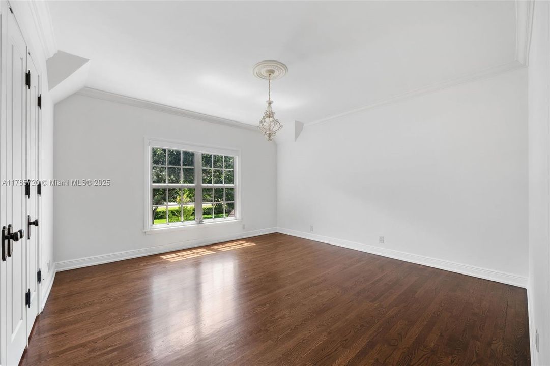 For Sale: $5,800,000 (5 beds, 5 baths, 5424 Square Feet)