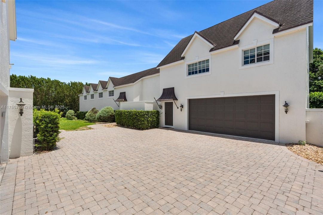 For Sale: $5,800,000 (5 beds, 5 baths, 5424 Square Feet)