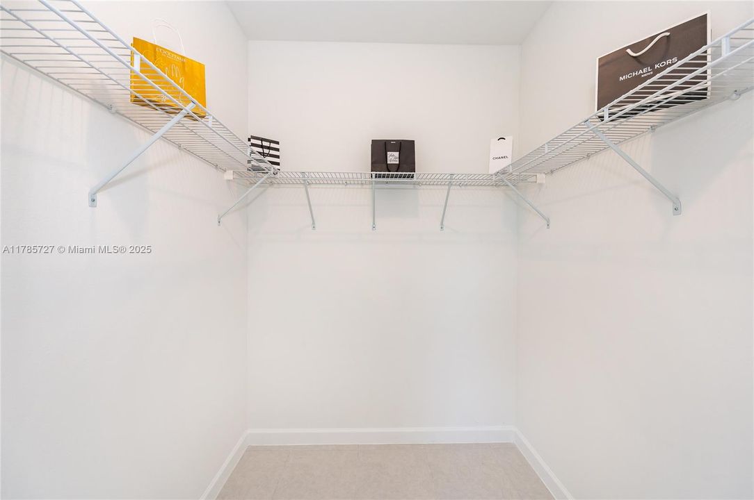 Недавно арендовано: $3,900 (3 спален, 2 ванн, 2086 Квадратных фут)