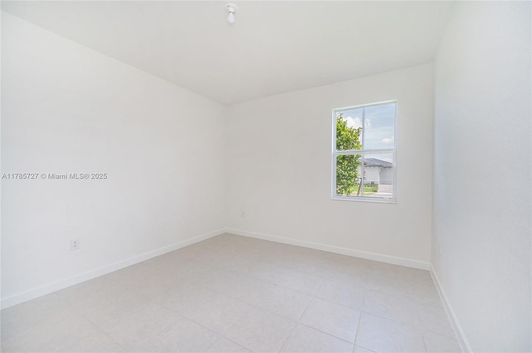 Недавно арендовано: $3,900 (3 спален, 2 ванн, 2086 Квадратных фут)