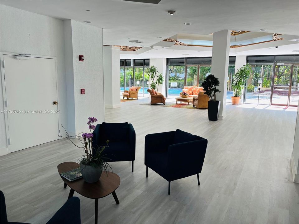 最近租的: $3,495 (2 贝兹, 2 浴室, 1030 平方英尺)