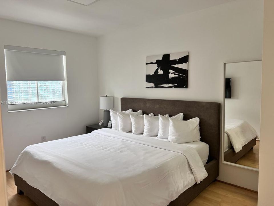 最近租的: $2,600 (1 贝兹, 1 浴室, 600 平方英尺)