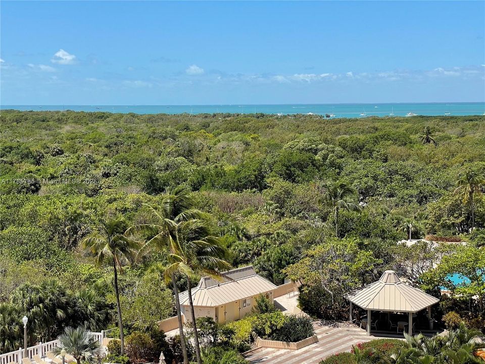 For Sale: $1,195,000 (2 beds, 2 baths, 1409 Square Feet)