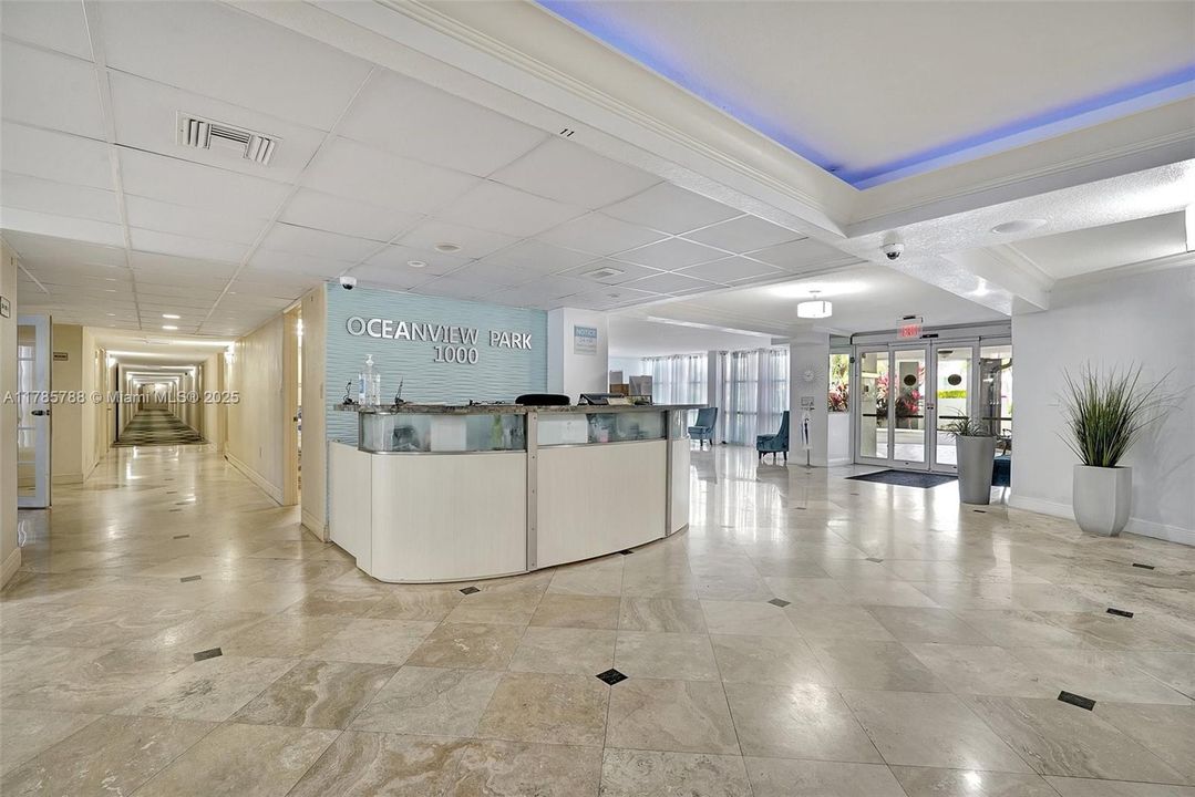 Recently Sold: $289,000 (2 beds, 1 baths, 1075 Square Feet)